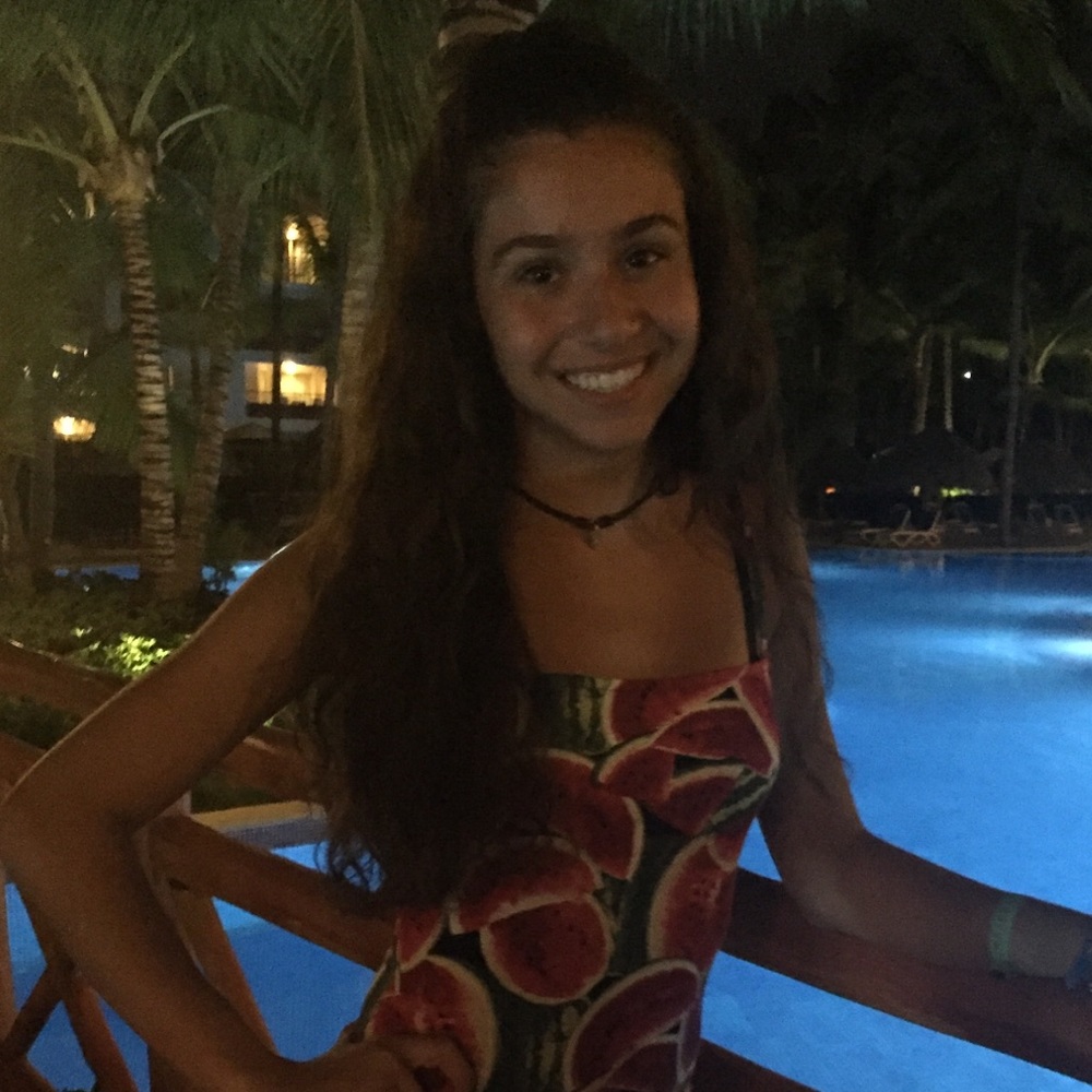Meet your Posher, Lucy